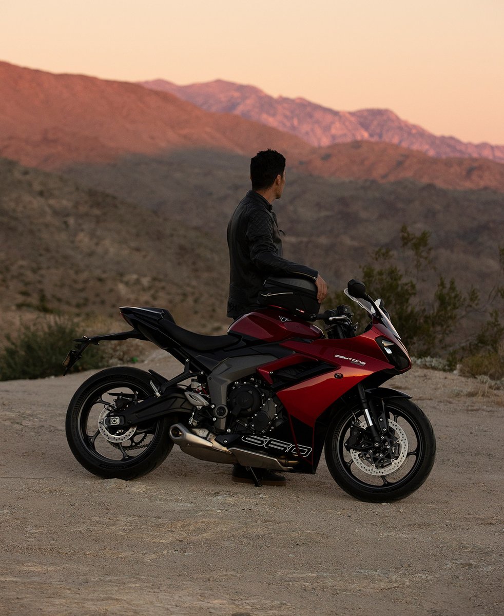 Want to learn more about the NEW Daytona 660? Discover all the answers to your questions: bit.ly/3wjZbLy #ForTheRide #TriumphMotorcycles #Daytona660 #Daytona #GameOn