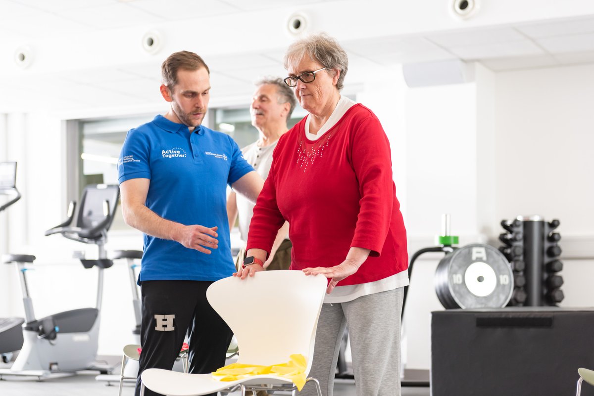Join the team! We are looking for a Clinical Specialist Physiotherapist. Working at @SHU_AWRC, you'll be supporting people following a cancer diagnosis with physical activity, nutrition, and wellbeing guidance. Apply here👇 jobs.nhs.uk/candidate/joba…
