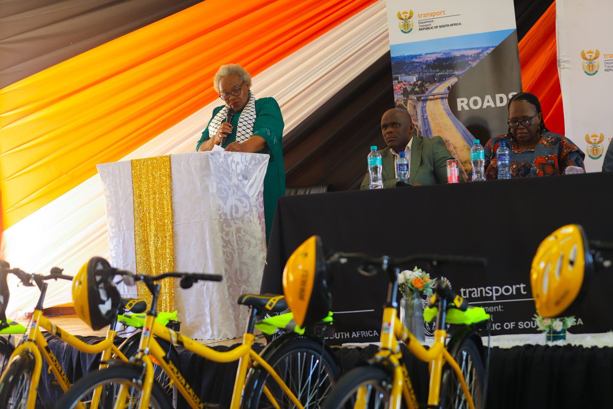 Deputy Minister @SisisiTolashe delivering the keynote address at the handover of bicycles in Intsika Yethu municipality.
