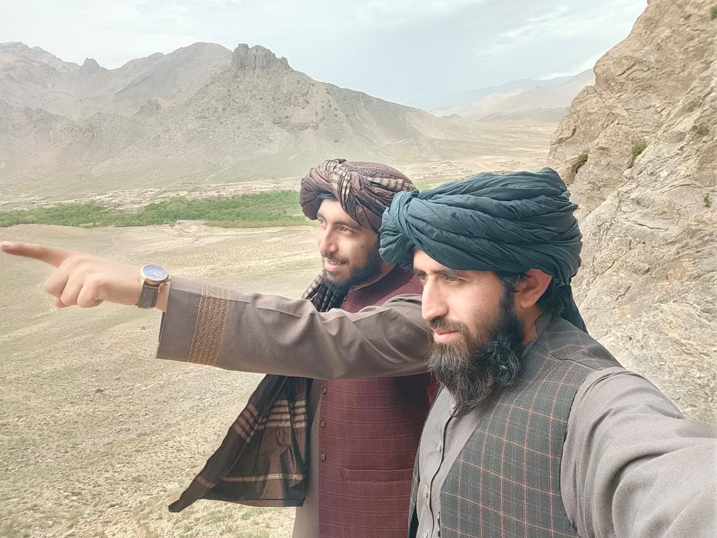 دپسرلي په سږکلني موسم کي دغزني #ګیـــلان ولسوالې غرنۍ برخي خورارنګينۍ اوښـــکلا خپله کړې  ـ♤♤♤♤♤♤♤♤♤♤♤♤♤♤
ــــــــــــــــــــــــــــــــــــــــــــــــــــــــــــــــــــــــــ
#غزني #ګیـــــلان