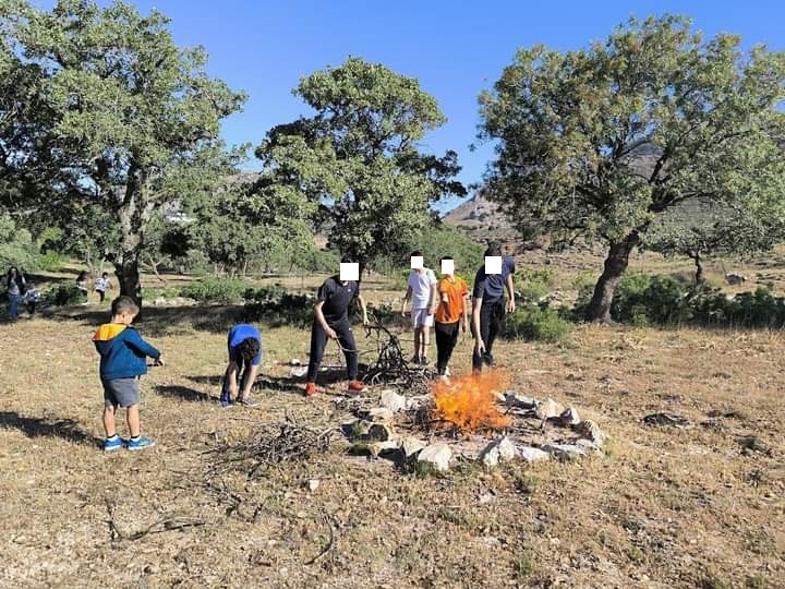 Το Σαββατοκύριακο που μας πέρασε η Τήλος ήτανε γεμάτη παιδικές φωνές και όμορφες στιγμές. Το Σάββατο είχαμε το έθιμο του Λαζάρου και την Κυριακή το έθιμο του βαψίματος των πασχαλινών κεριών. #ΠέτραΤήλος