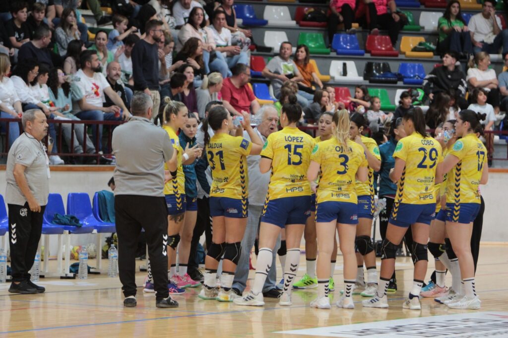 ☝️ El @BMRemudas dice adiós a su participación en la EHF European Cup tras caer derrotado (24-18) ante Atticgo Elche

📸 Rocasa Gran Canaria

@Deportecanario

#balonmanocanario