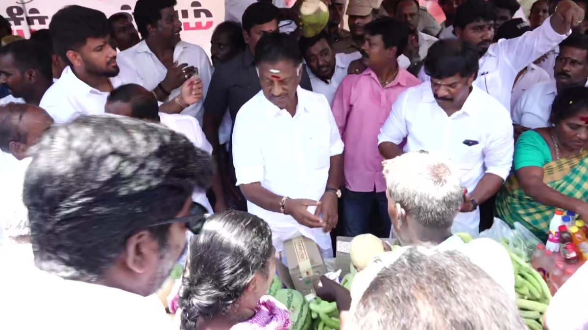 Chennai: Former CM Panneerselvam distributes rosemilk, watermelon amid forecast of mercury rising

Edited video is available on PTI Videos (ptivideos.com) #PTINewsAlerts #PTIVideos @PTI_News