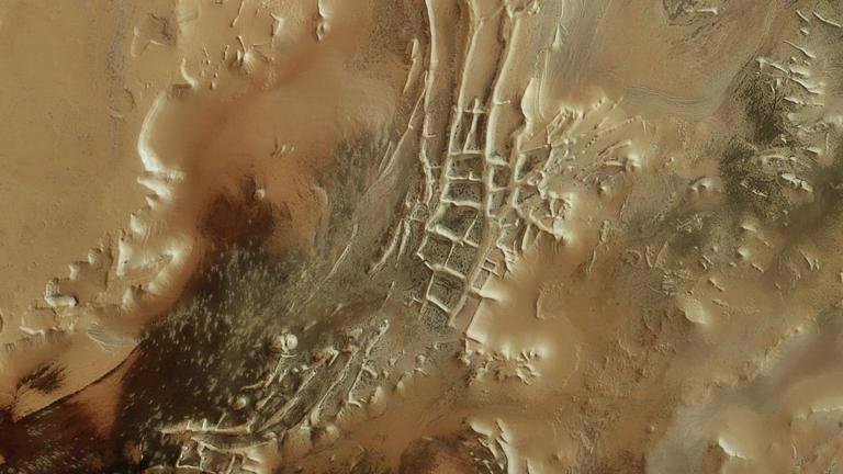 So-called 'Inca City' on Mars is shown in this satellite image from Mars Express, taken on February 27, 2024. This south polar region of Mars was officially named Angustus Labyrinthus upon its discovery by NASA's Mariner 9 probe in the 1970s, (ESA/DLR/FU Berlin (CC BY-SA 3.0…