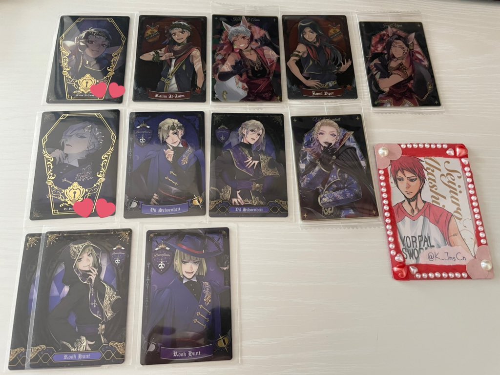 K_JnsCn's tweet photo. 【譲渡】ツイステッドワンダーランド ツイステ ウエハース 

【譲】画像1-3

【求】
N：100円/枚+送料
💕：120円/枚+送料

郵送希望(2枚〜)｜初回ﾘﾄﾘﾝ必読｜PayPayのみ

お気軽にリプお願いします💫 https://t.co/TT0VBJajiT