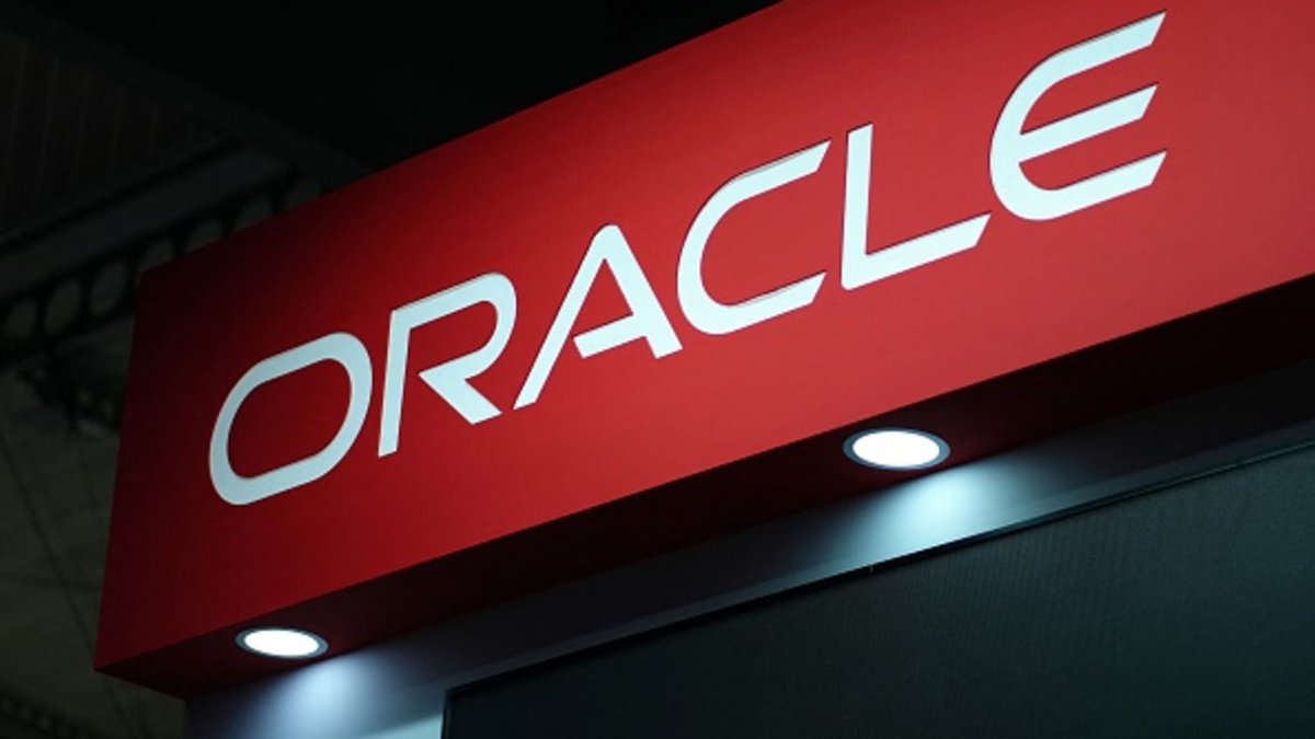 Oracle boosts its generative AI capabilities as cloud competition heats up dlvr.it/T68b0w #Technology #ComputerScience #GenerativeAI #ArtificialIntelligence