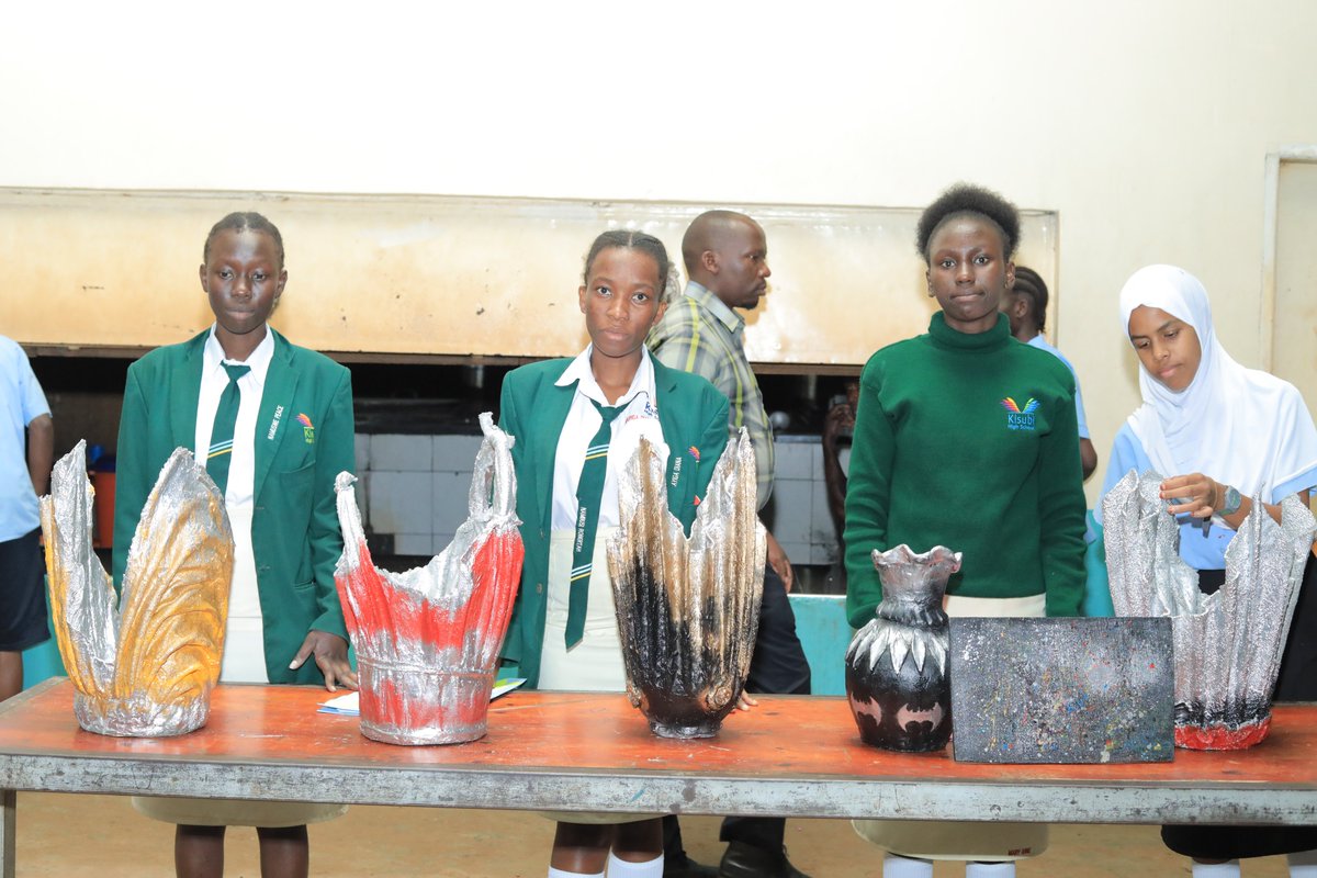 kisubi_schools's tweet image. Through our #ReadyForWork program, we bridge the gap between academia and real-world success, ensuring learners are not only knowledgeable but also skilled, adaptable, and ready to excel in any professional arena. Join us in shaping future leaders poised for greatness!