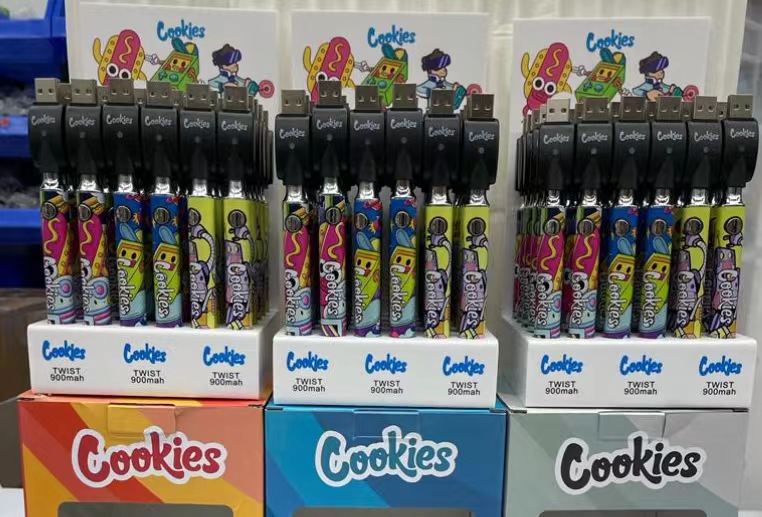 Sunnyluo99's tweet photo. #wholesale #distributor #Trending #eliquid #vaporwave #vapor #vapelife #Supplies #jammonster #USA📷📷#onlinestore #Vaporeon #choreboy #scrubbers #vape https://t.co/M5QMFxuyN3