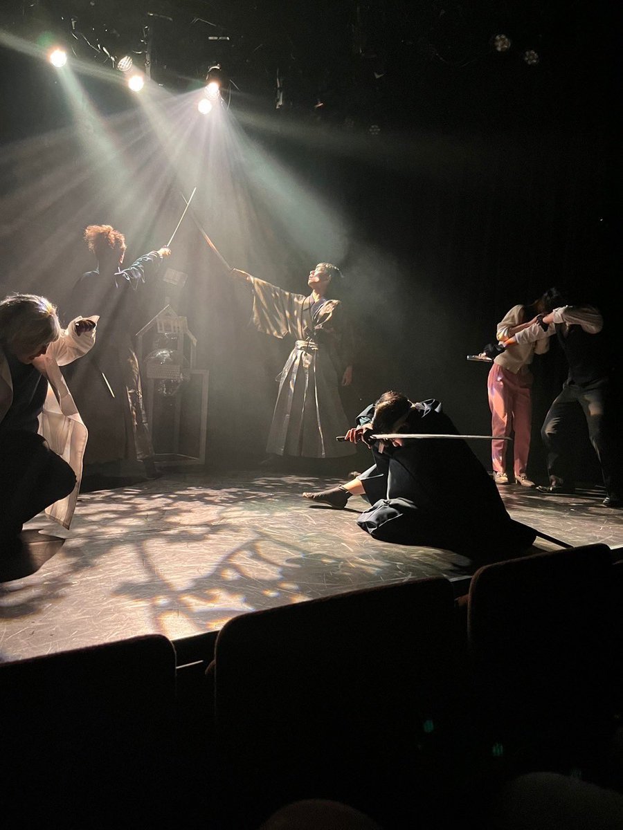 hamahama_17's tweet photo. 『Silent Knight』
全公演無事終演いたしました✨
稽古中も本番も学ぶことばかりでした
素敵なメンバーと温かいお客様と
本当に幸せでした
また皆さまにお会いできるよう精進してまいります
本当にありがとうございました💐
#サイレントナイト2024 https://t.co/Ht2h8JlW2V