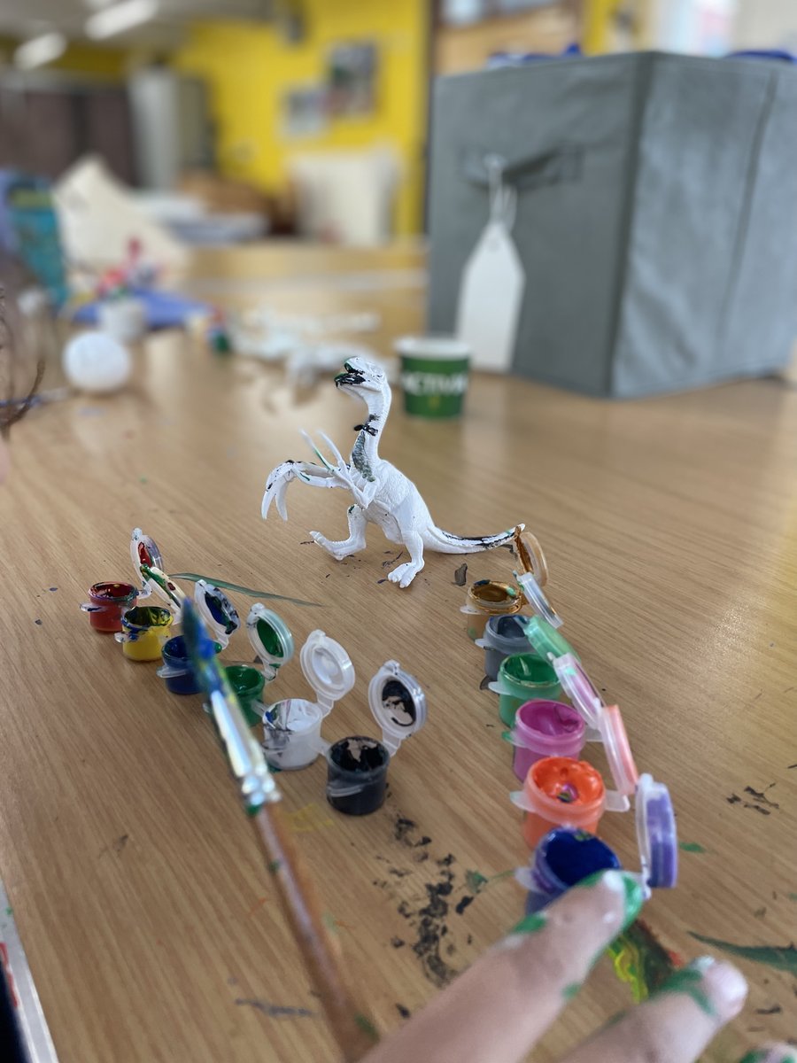 🦖 In Ribbons, we have been learning about dinosaurs and creating our very own. Did you know T-Rex's had around 60 bone crunching teeth?! 🦖

►Learn more: ow.ly/fEpa50QG829◄

#ASD #DisabilityAwareness #AfterSchoolClubsEnhanceable #AfterSchoolClub #Kingston #SEND #Support