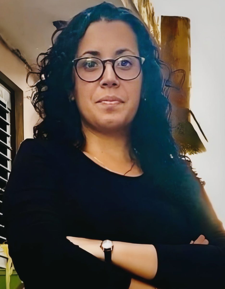 #Cuba: Women Press Freedom denounces unjust detention of @CamilaAcostaCu during interviews with political prisoners' relatives. State Security's actions spark press freedom concerns in Cuba. We urge govt officials to cease censoring media workers & protect journalistic freedom.