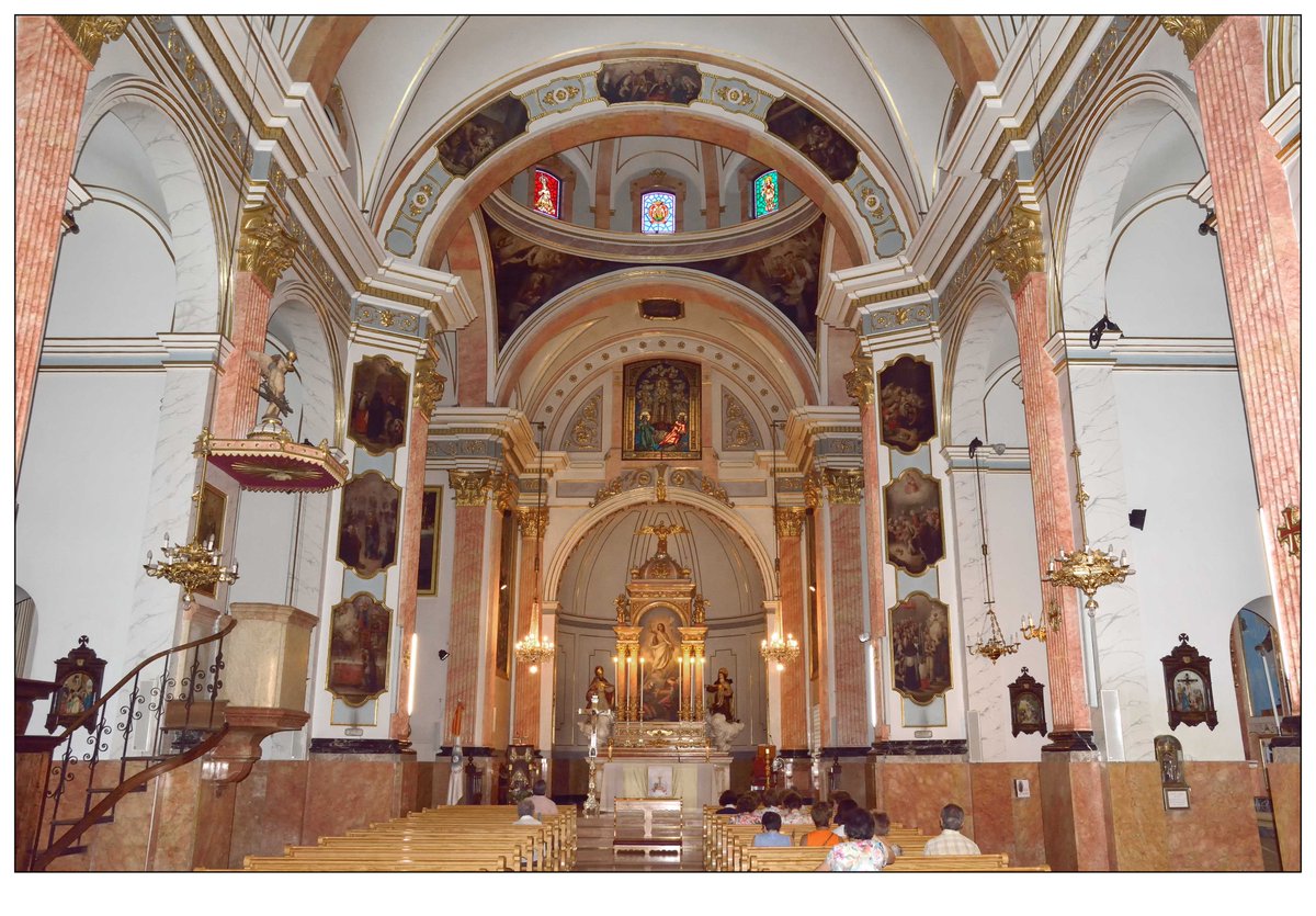 La Iglesia del Santo Sepulcro se erigió donde se hallaron las Sagradas Formas sustraídas del templo parroquial de Alcoy en 1568 bit.ly/IglesiaSantoSe… L'església del Sant Sepulcre es va erigir on s’havien trobat les Sagrades Formes sostretes del temple parroquial d’Alcoi en 1568