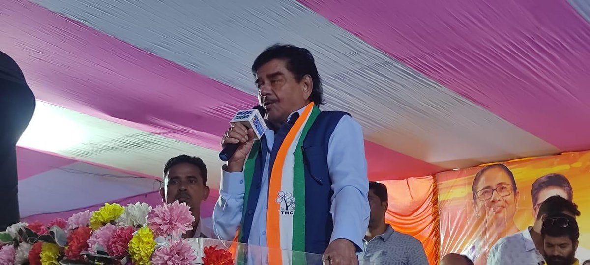 Continuing on our campaign trail we had a vast & enormous 'Public Meeting' at Parascoal Village. Pandaweshwar Asansol. Here the crowds were extremely energetic & active. We were joined here by MLA #NarendranathChakraborty hon'ble Chrmn Alipurduar #TMC #GangaSharma…