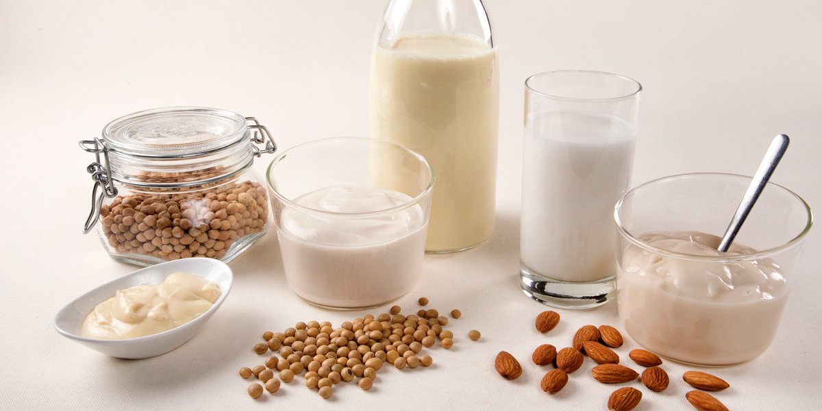 The range of #plantbased alternatives to #milk continues to rise. Agroscope and the SMP (Swiss Milk Producers) conducted an online survey to find out what products are being consumed and how they are perceived. @SMP_swissmilk #vegan ➡️ agrarforschungschweiz.ch/en/2024/04/how…