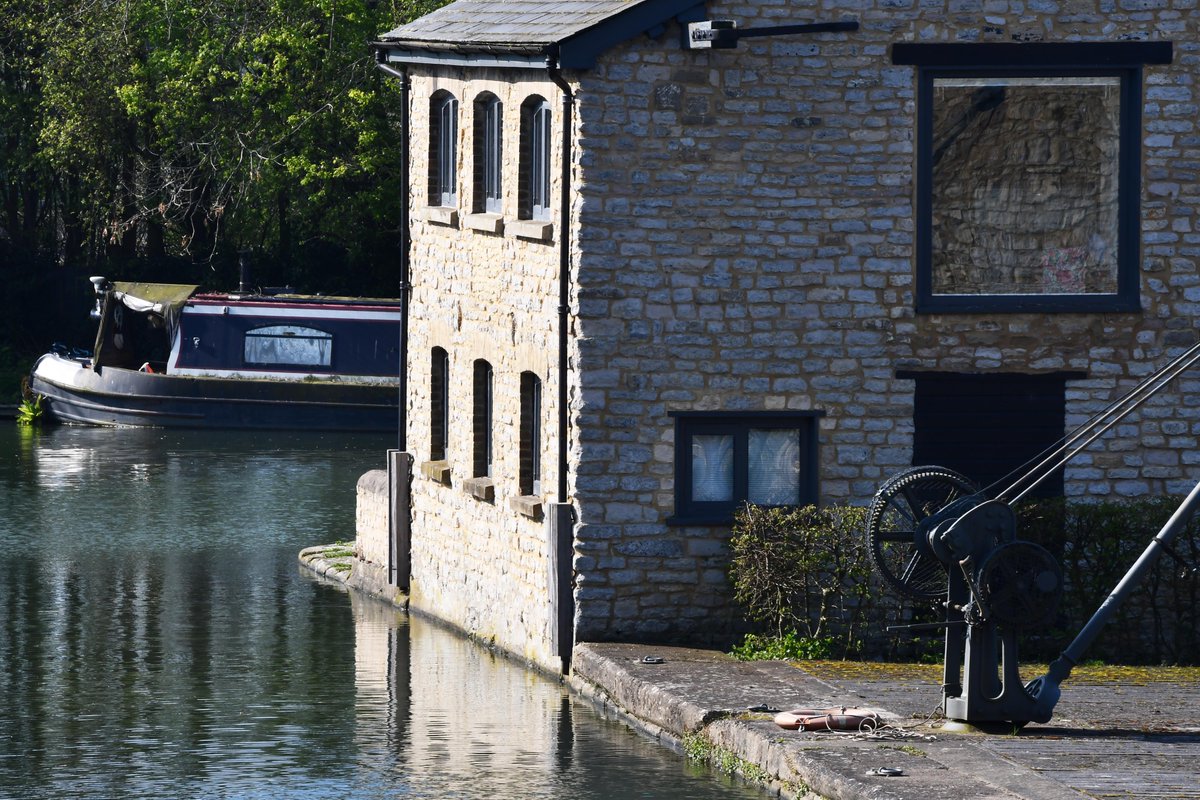 My photos from #April 2023 #CanalRiverTrust #GrandUnionCanal #Marsworth #Bridge #NarrowBoat #Canals & #Waterways can provide #Peace & #calm for your own #Wellbeing #Lifesbetterbywater #KeepCanalsAlive