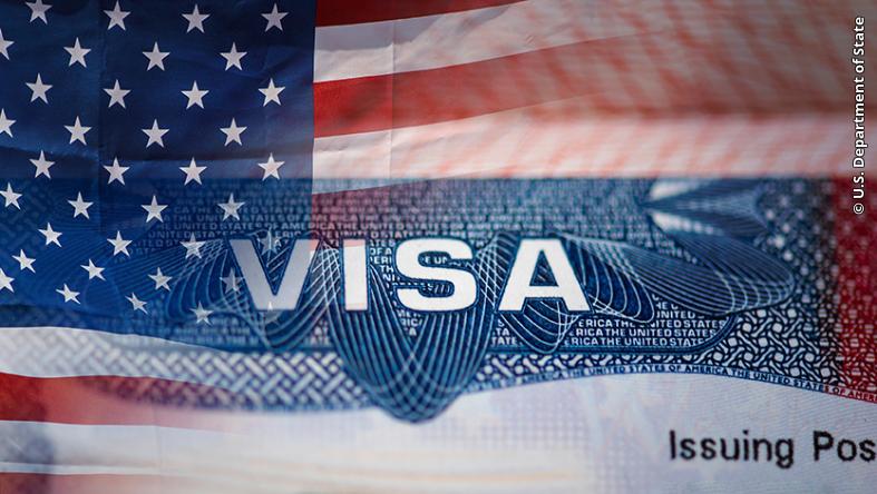Looking to travel to the United States? 🇺🇸 Check the Department of State's Visa Wizard at travel.state.gov/content/travel… for information about visas and the Visa Waiver Program. Learn more about U.S. visas by visiting travel.state.gov/content/travel….