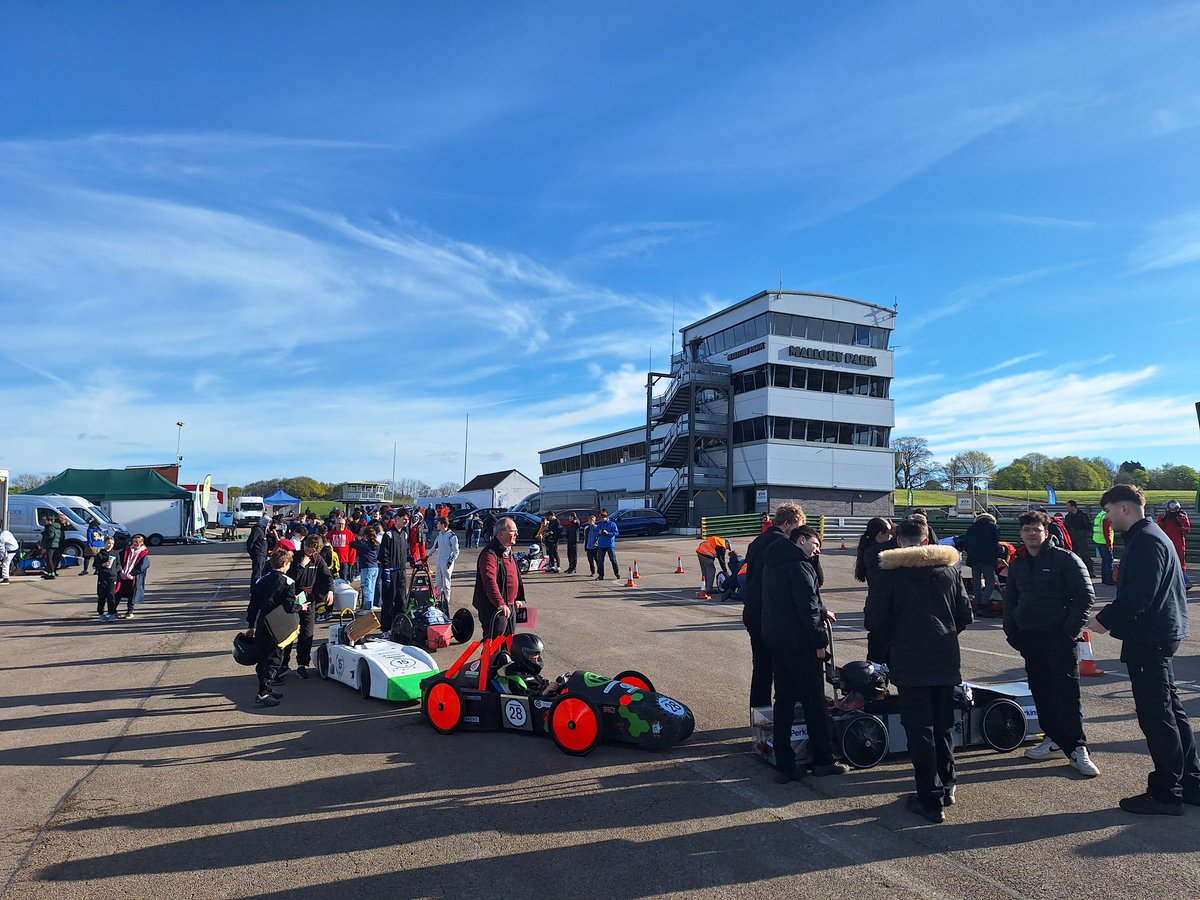 Bromsgrove School Greenpower Race Teams tweet media