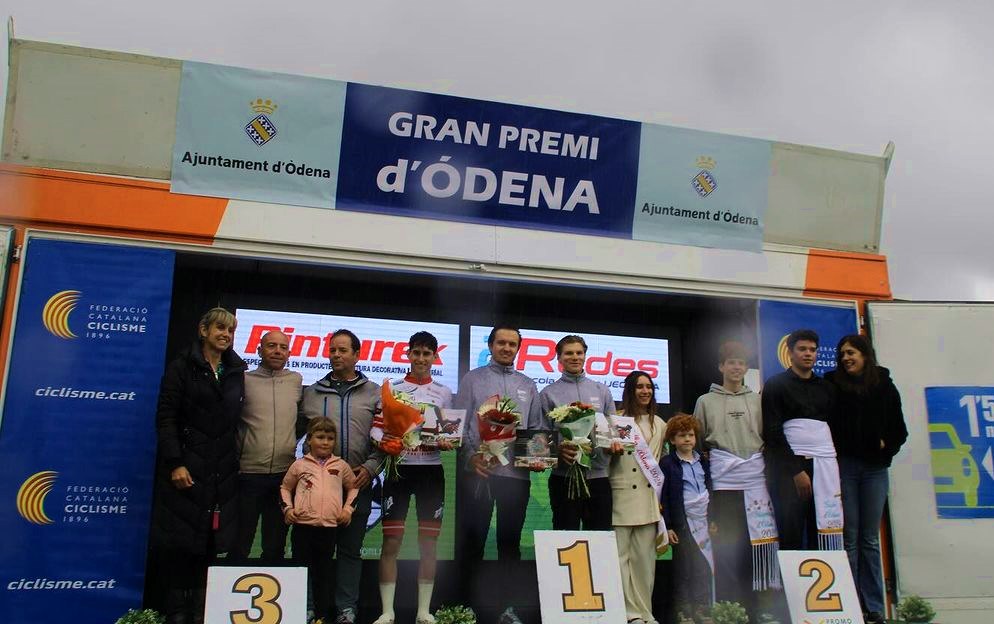 ciclismecat's tweet photo. 🚴El @teammpgroup continua el domini rus a les #GransClàssiques en el 73è GP d'Òdena.

🏆Triomf en solitari de Vlas Shischkin en la històrica cita anoienca, que per segon any ha organitzat l'Òdena Kids de Copa Catalunya Infantil.

+ info 👉 https://t.co/PFs8IjgRY8

#ciclismecat https://t.co/Yymo3GxZTC