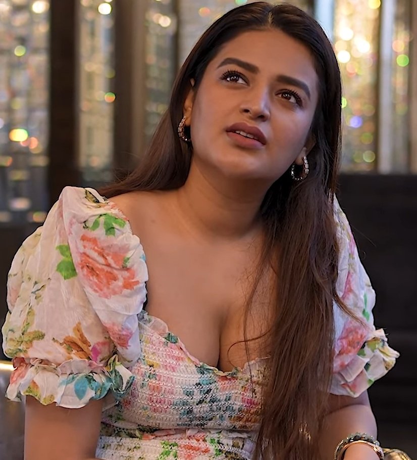 GMUOg2YbQAARY7M?format=jpg&name=medium