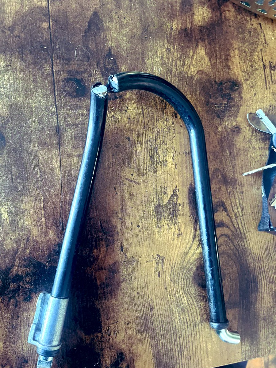 grainne (@gronners) on Twitter photo Close shave this morning, #bike thieves out at work around #walthamstow #blackhorseroad 🤬🤬 Feeling lucky and grateful to still have my bike, but not how I wanted to start my week <a href="/stellacreasy/">stellacreasy</a> Close shave this morning, #bike thieves out at work around #walthamstow #blackhorseroad 🤬🤬 Feeling lucky and grateful to still have my bike, but not how I wanted to start my week <a href="/stellacreasy/">stellacreasy</a>