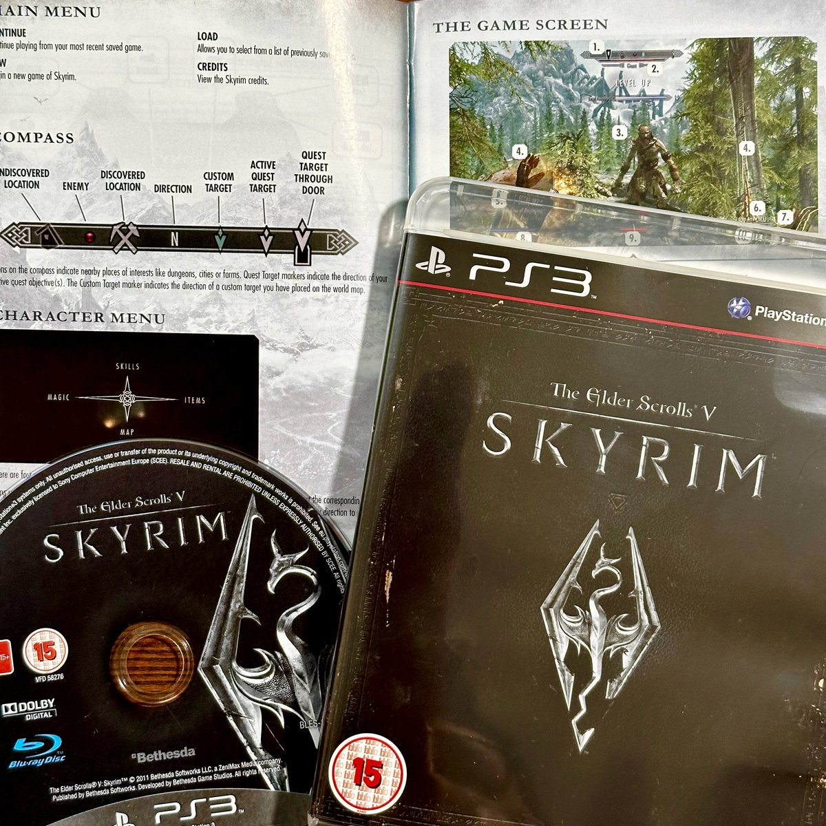 What’s the first thing that comes to mind when you see The Elder Scrolls V: Skyrim? 🤔