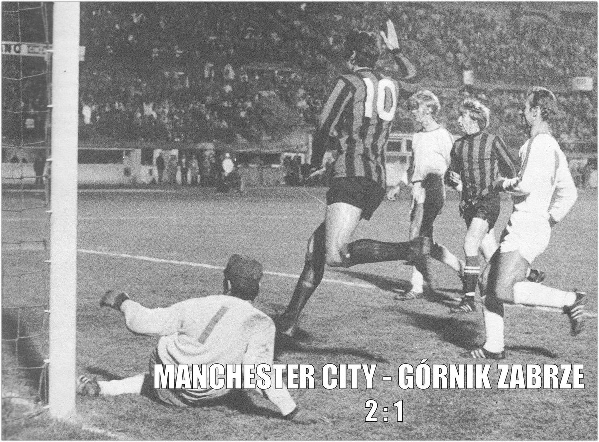 lata8290's tweet photo. 54 lata temu (29 kwietnia 1970) Górnik Zabrze - jako jedyny dotychczas polski klub piłkarski - dotarł do finału rozgrywek o europejskie puchary. W rozegranym w Wiedniu meczu finałowym Pucharu Zdobywców Pucharów, przegrał z Manchesterem City 1:2. ⚽️ https://t.co/Rn4slcmnoe