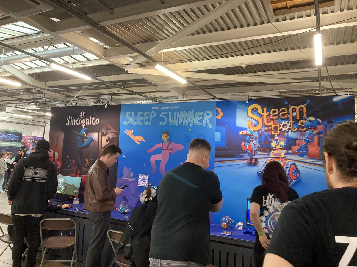 Starting off with the @Tranzfuser and #DunDev stand showing off some really cool games from recent graduates! Happy to say that we got onto the Steam Bots leaderboard 💪🤖 Follow all the teams! @Dreaming_Giants @DinkDevs @DSStudios_ @knockback_games @BYNDTomorrow @ZetaGamesUK