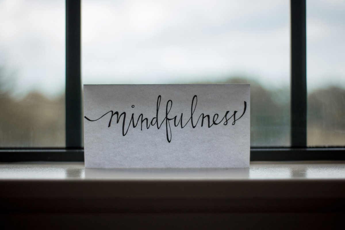 This month we're focussing on wellbeing resources, so it is apt our librarian Eli Harriss has co-authored a scoping review of syst reviews on mindfulness training in healthcare, with colleagues in @OxPsychiatry Published open access in @MedEd_Journal …epublications.onlinelibrary.wiley.com/doi/10.1111/me…