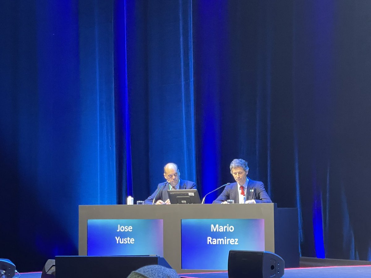 Julio Sempere (@juliobioq) on Twitter photo Amazing talk yesterday by <a href="/carmenardanuy/">carmen ardanuy</a> about pneumococcal burden chaired by <a href="/yusteneumo/">Jose Yuste</a> and Dr. Mario Ramírez. Great days of science at #ECCMID2024 #ESCMIDGlobal2024 Amazing talk yesterday by <a href="/carmenardanuy/">carmen ardanuy</a> about pneumococcal burden chaired by <a href="/yusteneumo/">Jose Yuste</a> and Dr. Mario Ramírez. Great days of science at #ECCMID2024 #ESCMIDGlobal2024