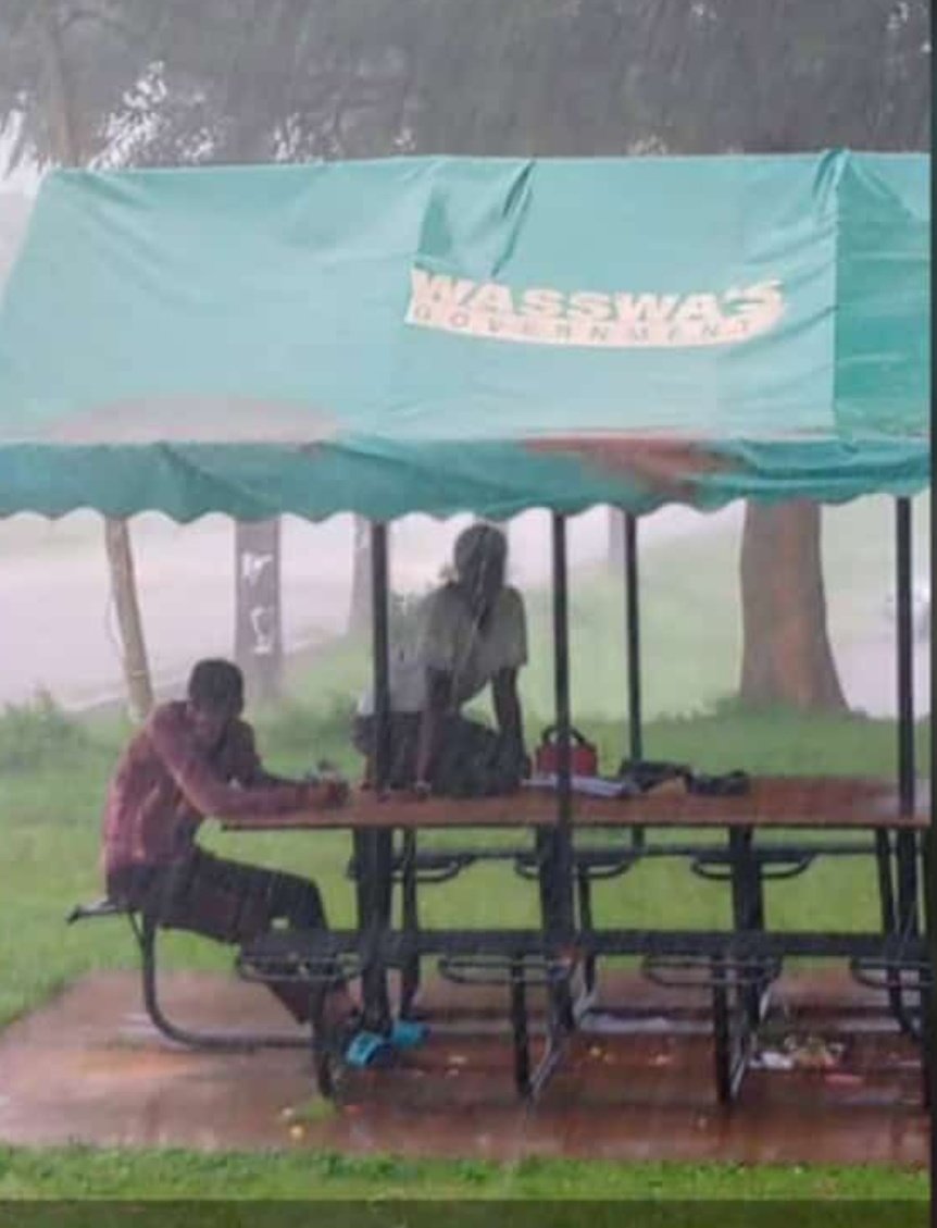 By all means, the tent must be tented🥹. Rain disrupted us in a discussion today at MUBS 🥹