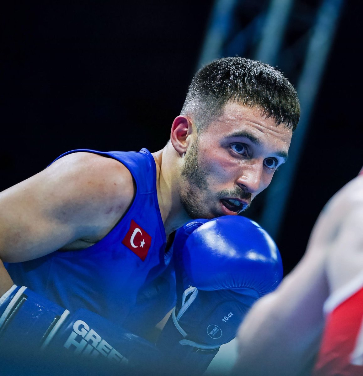 Samet Gümüş Avrupa Şampiyonu🇹🇷 Sırbistan'da düzenlenen Avrupa Boks Şampiyonası'nda altın madalya kazanarak şampiyon olan Samet Gümüş’ü kutluyorum.🥇🥊