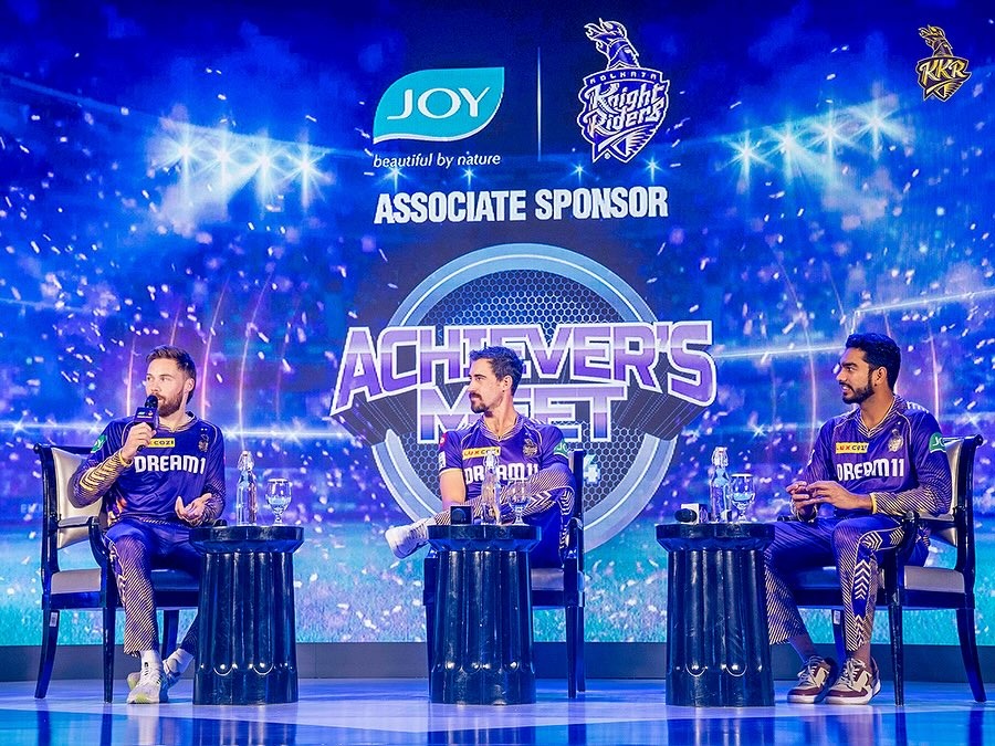 Sharing a few #AmiKKR fan moments from the last Meet & Greet presented by @Joypersonalcare #SISE is proud to bring about this association between @KKRiders and #Joy . . . #BeautifulByNature #JoySkincare #KKR #KKRxJoy