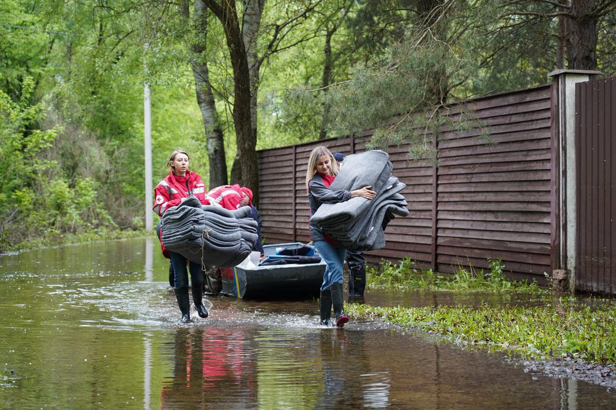 Flooding has been reported in the Cherkasy region,the streets have been under water for more than 2 days.The emergency response team with the Cherkasy regional branch of the URCS and the State Emergency Service,responded to the emergency to help people affected by the disaster.