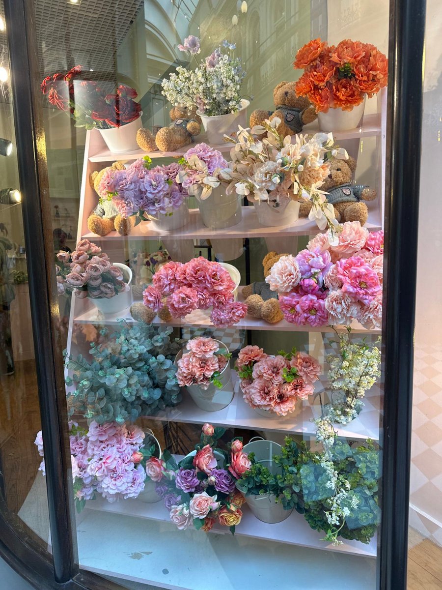 🌸 Spring has sprung at Daisy Florist in the Great Western Arcade! 🌼 Feast your eyes on our gorgeous selection of spring flowers. Peonies, lilacs & more await! Plus, cuddly teddy bears to pair with your petals. 🧸💐 #SpringAtDaisy's #FlowerLovers #GWA #ShopLocal