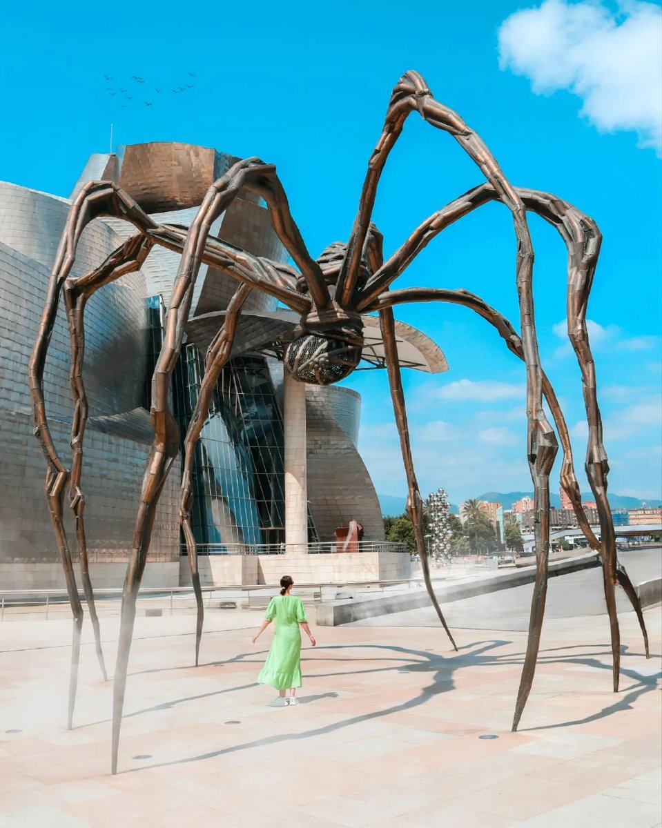 A mother is always at the beginning, and the Museum has its own 'Maman' by Louise Bourgeois. Always breathtaking. 👉📷 To have your photo considered for #PhotoOfTheWeek, all you need to do is share it, mention us in the post, and include #MyGuggenheimBilbao.