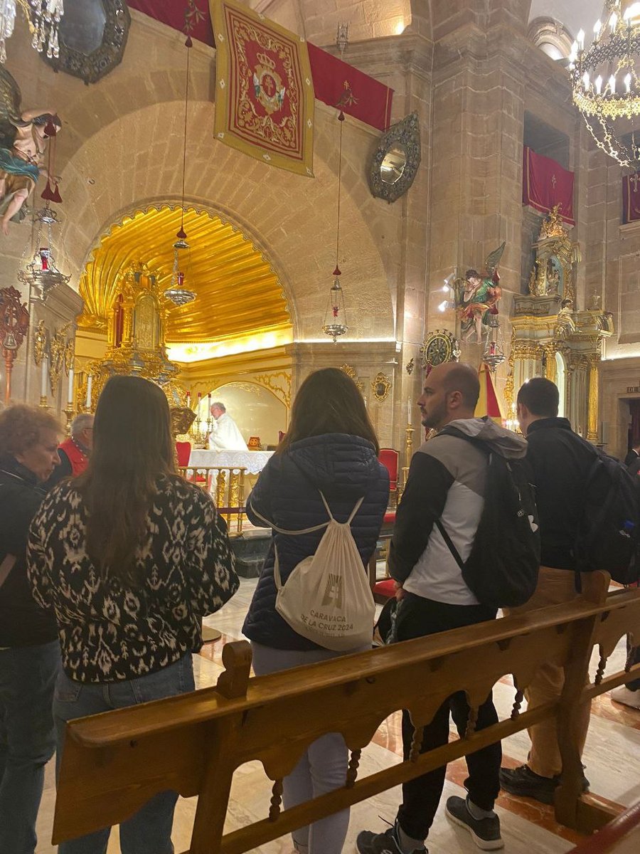 🇮🇹☨ Un grupo de periodistas italianos especializados en turismo religioso y cultural visitan la Región para conocer el Año Jubilar de Caravaca. ➡️ goo.su/kYziR2 #TurismoRegióndeMurcia #RegióndeMurcia #CaravacaAñoJubilar2024