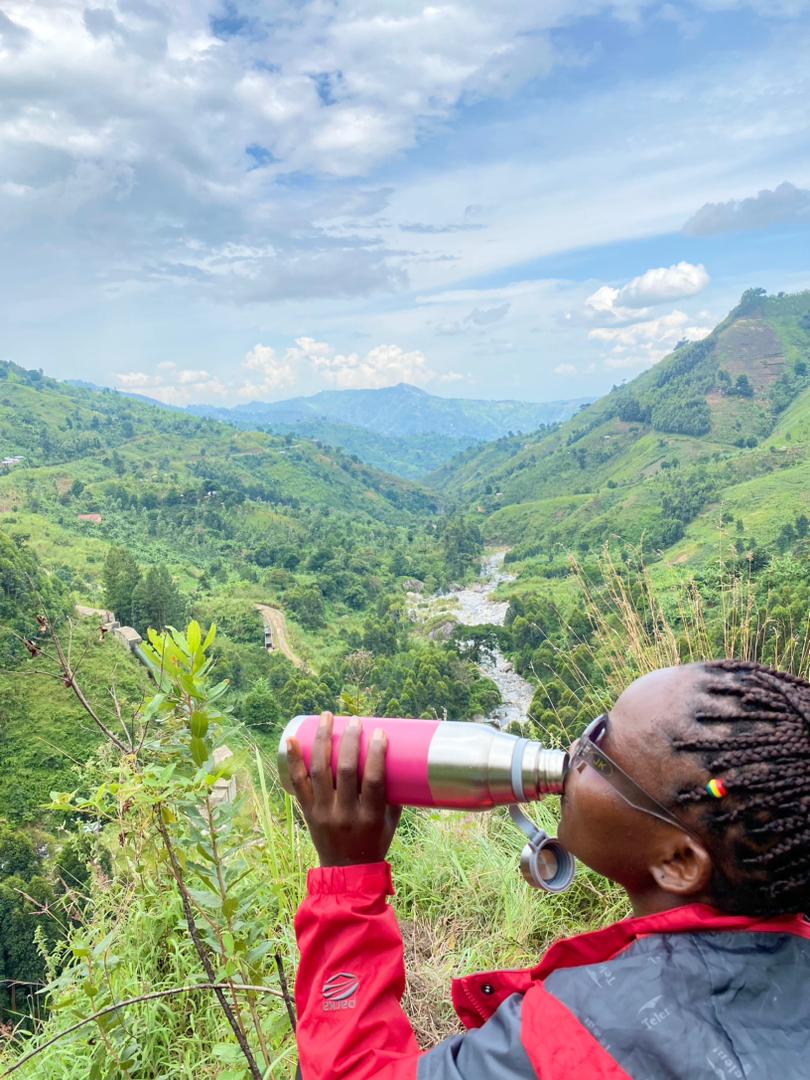 The healing power of nature.
Immerse yourself in the natural beauty of the #pearlofAfrica 
@MusinguziElly1 and @StephenMGonzaga you should visit here!!