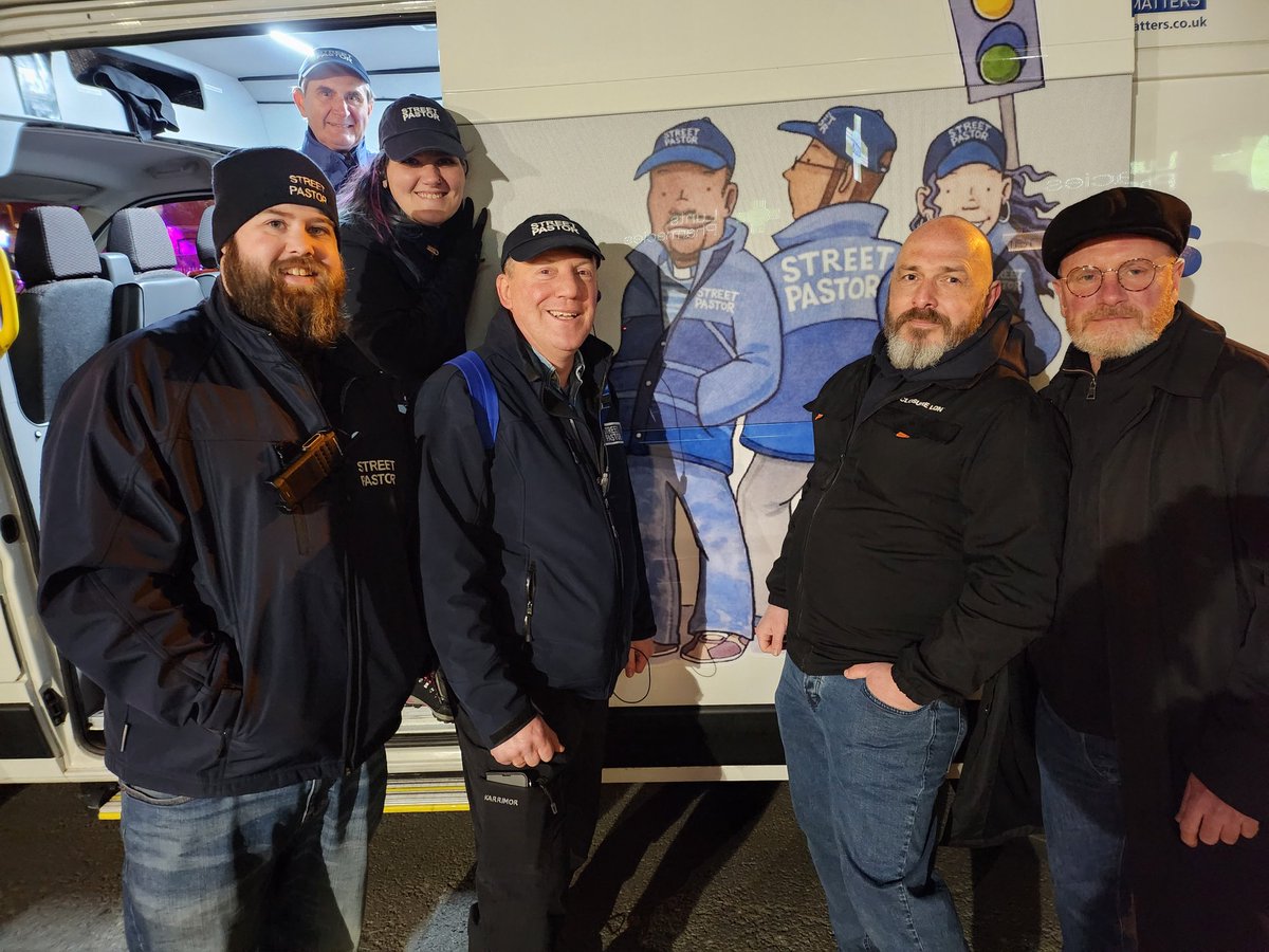 Great Saturday night with the Shrewsbury Street Pastors. Fantastic to see the work they're doing. Also some great chats with ppl enjoying the wonderful Shrewsbury NTE. Lots of conversations to rause awareness about drink spiking. @wearethentia @ShrewsburyTC @BBCShropshire