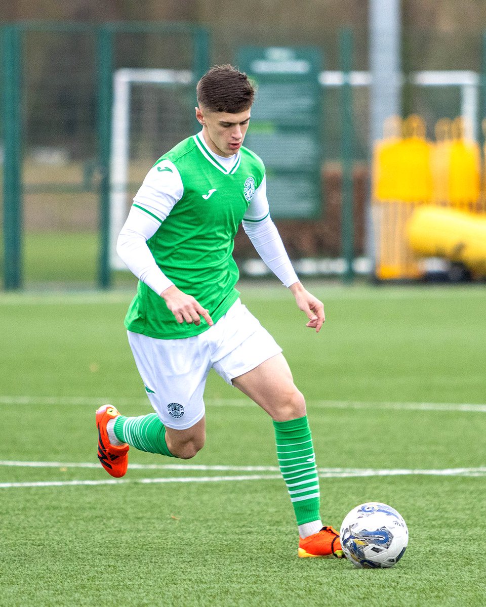 Best of luck to the U18s, who continue their CAS Elite Youth League campaign this evening as they host Hamilton Academical at HTC! 🥬