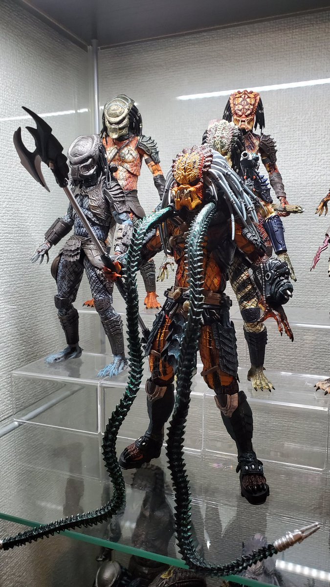 まさかクランリーダープレデターをこの人生で買える日がくるとは思わ