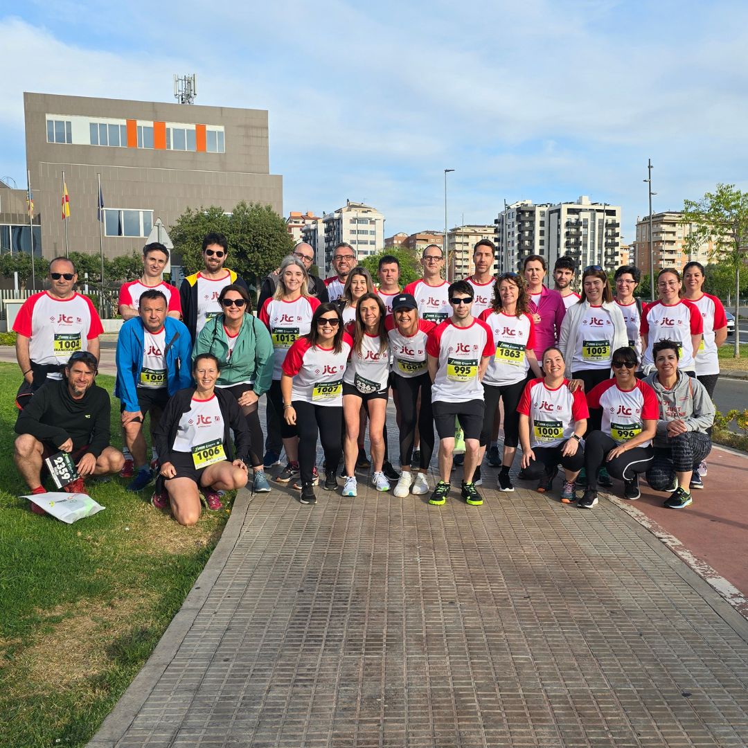 Ayer participamos en la segunda edición de Carrera de las Empresas en la @camaracastellon 💪 🏃‍♂️ 🏃‍♀️ Fue una experiencia maravillosa disfrutar de este día juntos animándonos a dar lo mejor. #ITCReto2030