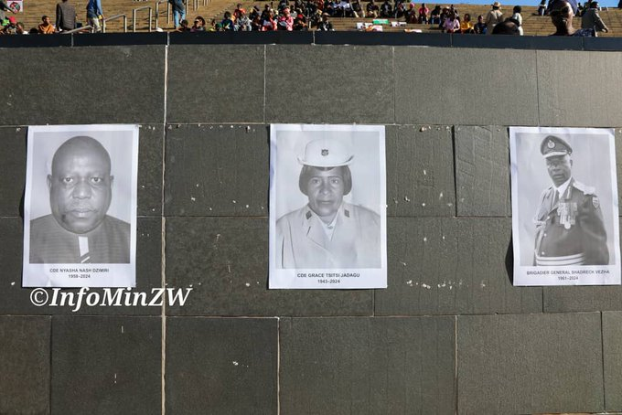 A sad day for Zim as three national heroes are buried at the National shrine- Cdes Nash Nyasha Dzimiri, Tsitsi Grace Jadagu and Brigadier-General Shadreck Vezha. The last time such a triple burial was conducted at the National Shrine was during Covid-19 when Ministers- Sibusiso…