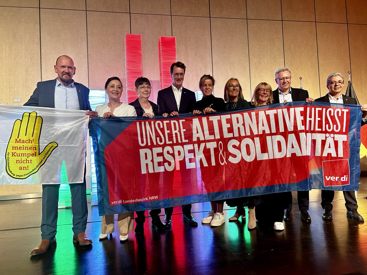 Unsere Alternative heißt Respekt und Solidarität! ✊🏻Unser unverrückbares Statement haben wir auf dem #Arbeitnehmerempfang der Landesregierung NRW erneut prominent platziert und starke Unterstützung für unsere Botschaft erhalten @DGBNRW @landnrw @GEW_NRW @gdp_nrw @GewerkschaftNGG