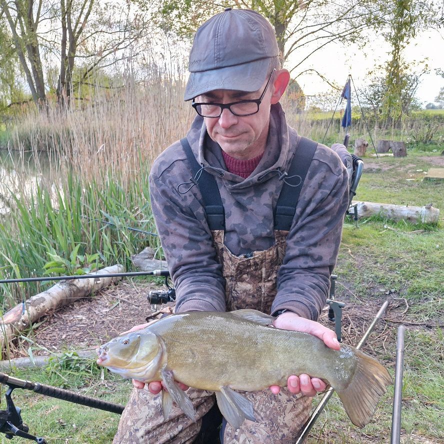 Tench time…  Ready to book? Search RumBridgeFisheries - or give us a call.

#RumBridge #Fisheries #glamping #carp #angling #fishing #holidays #short-breaks #getaways #tackle-shop #lakeside #pods #lodges #cabins #Suffolk