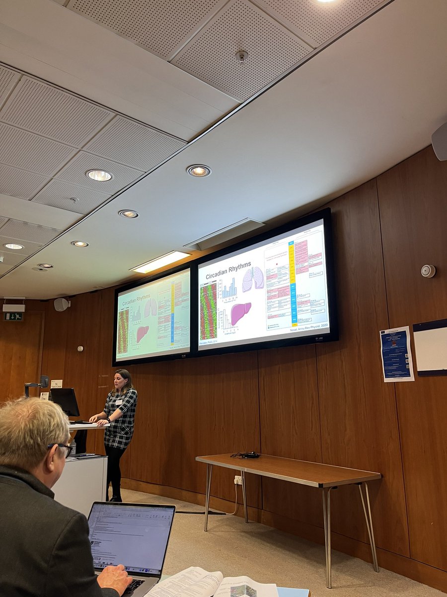 Emma Leacy’s giving an amazing talk about dysregulated circadian rhythmicity in AAT-deficient monocytes! #UKClockClub