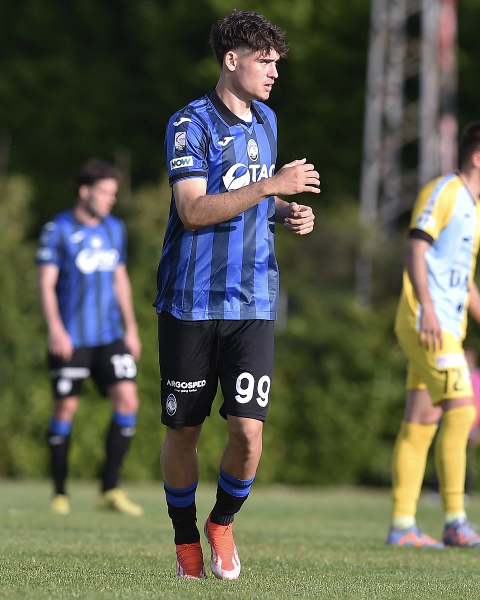 Esordio tra i professionisti per #Cassa e #Capac nel match di ieri contro l’Arzignano 👊🏻

Congratulazioni ragazzi! 👏🏻👏🏻👏🏻

#ArzignanoAtalantaU23 #SerieCNOW #GoAtalantaGo ⚫️🔵