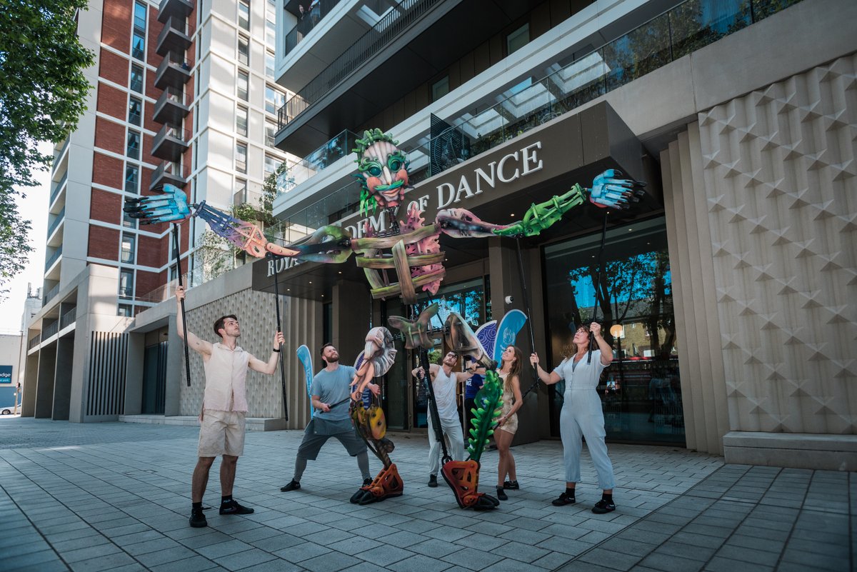 🎉 Happy International Dance Day! 🎉 Wishing all dance lovers and practitioners a #HappyInternationalDanceDay!💃We're grateful for our amazing team, collaborators, artists, producers, and the vibrant communities we engage with through dance and physical theatre💫