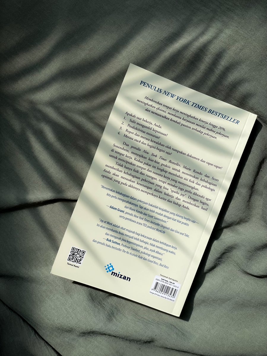 Ada yang udah baca Joy at Work?

Bagaimana menurutmu?

#JoyatWork #MarieKondo #PenerbitMizan