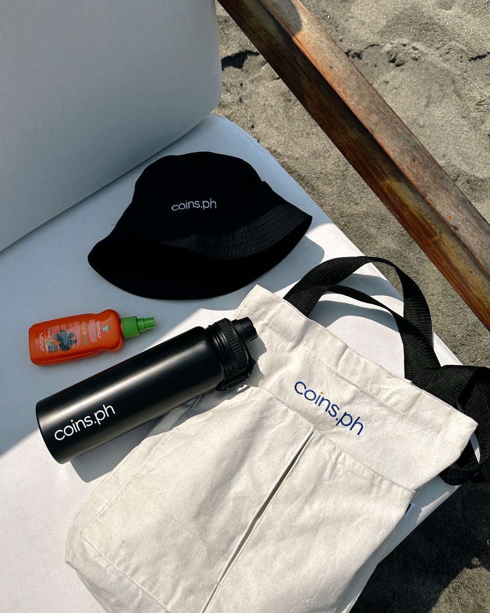 Beach day with #CoinsPH essentials! 🏖️