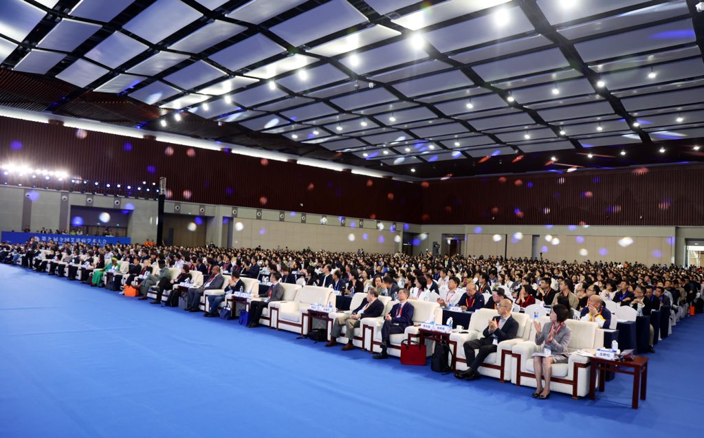 Her keynote speech, applauded by over 3000 attendees, commended the sustaining China-UNAIDS partnership and called for strengthened domestic efforts & international cooperation to #EndAIDS in China & globally by 2030 as the world is halfway on the path towards the #SDGs